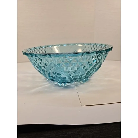 Vtg KIG Malaysia Aquamarine Pressed Glass Footed Serving Bowl Fleur De‎ Lis Rose - Picture 5 of 9